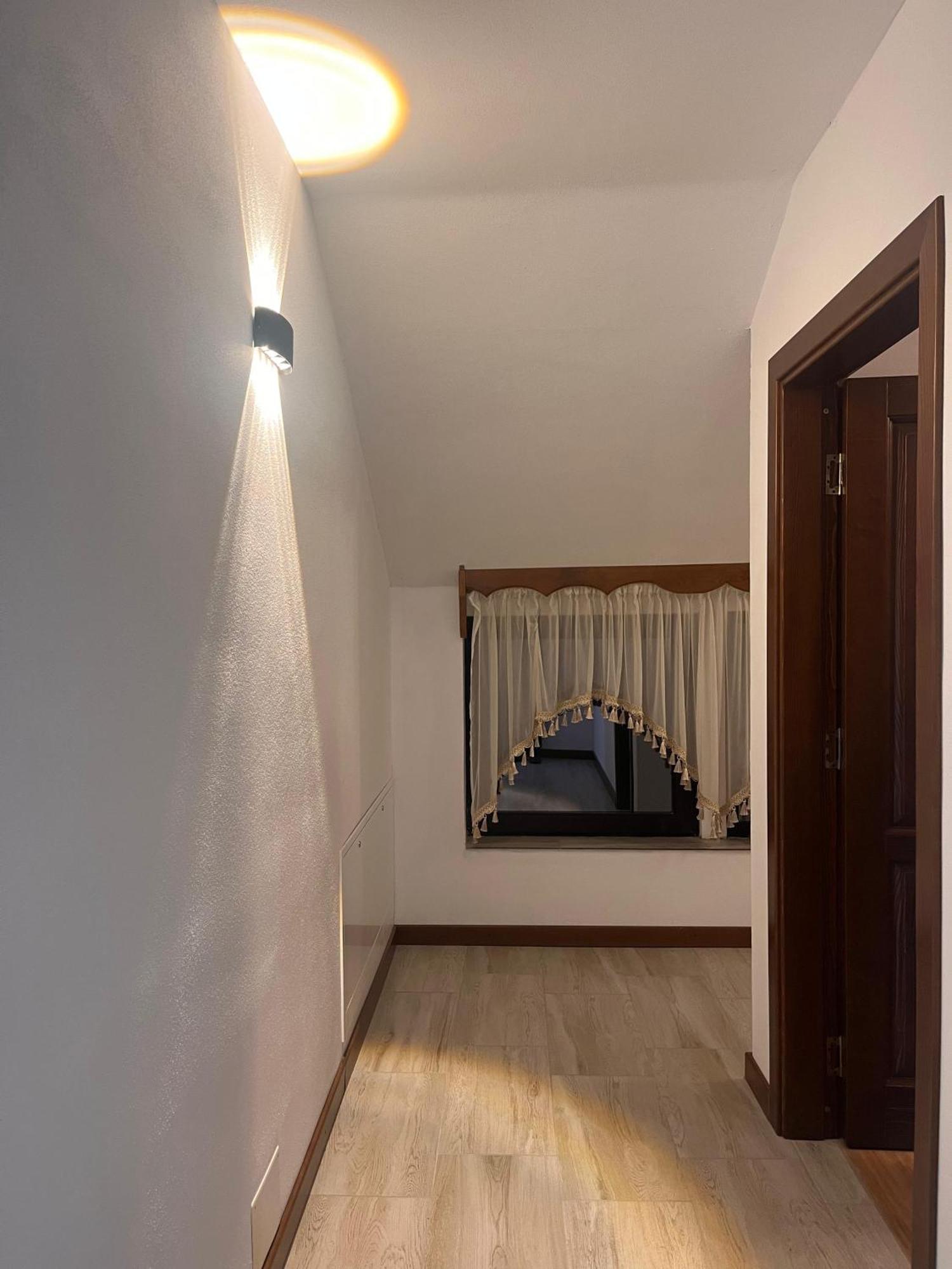 Casa Tomescu Curtea de Argeş Exteriör bild